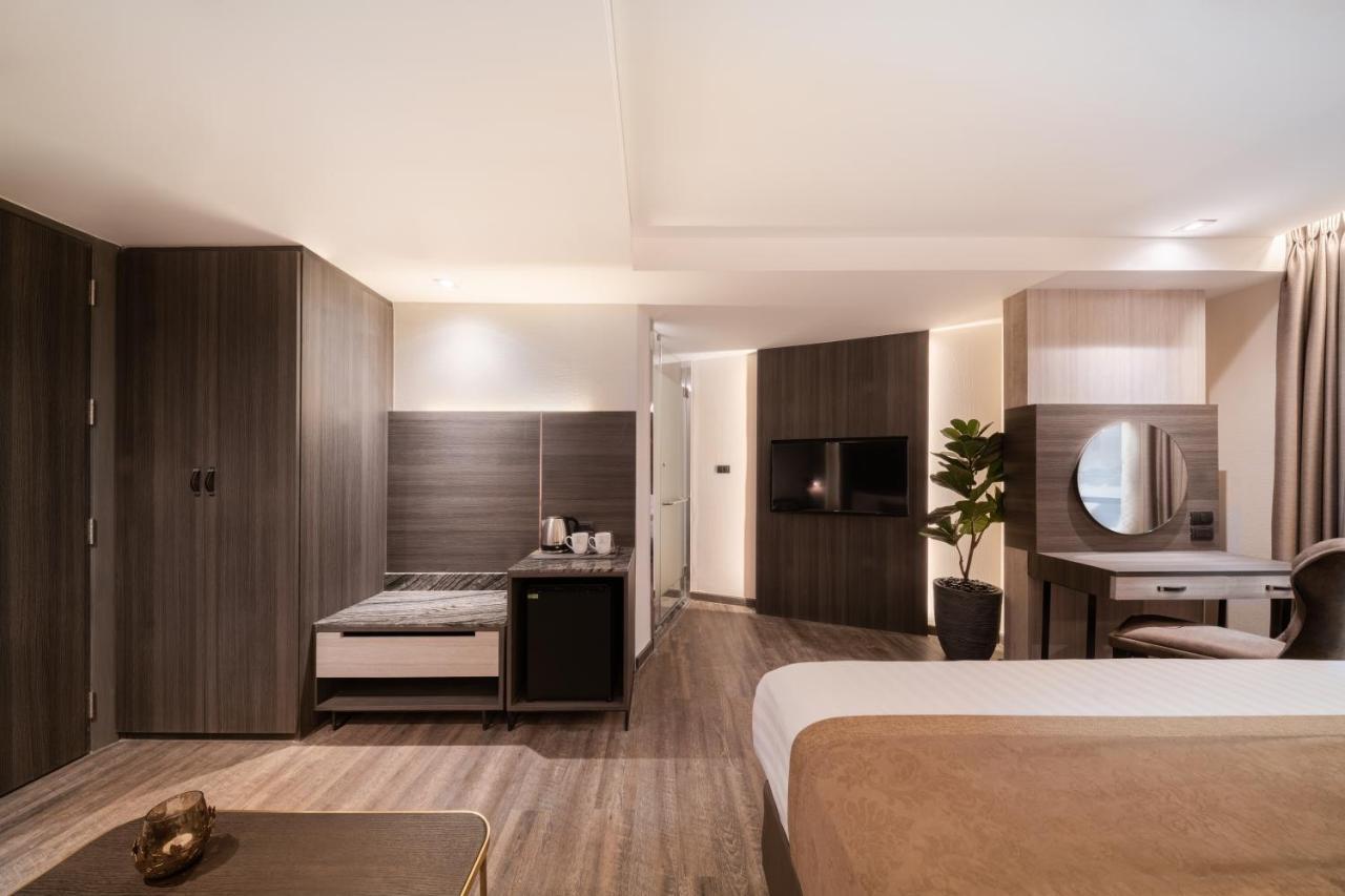 Отель Aspira Parc Sukhumvit 22 Бангкок Экстерьер фото