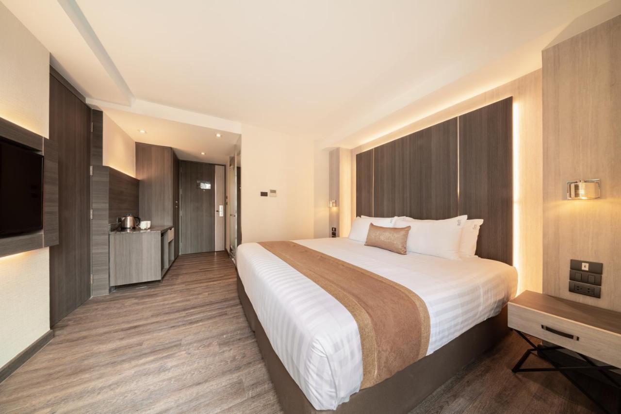 Отель Aspira Parc Sukhumvit 22 Бангкок Экстерьер фото